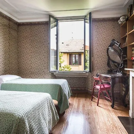 Hintown Charming * ميلان